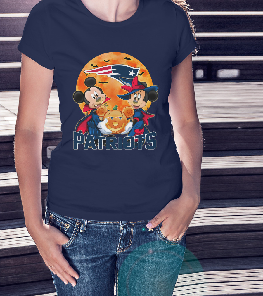 Patriots Halloween Mickey Mouse And Minnie Mouse With Pumpkin And New England Football T-Shirt