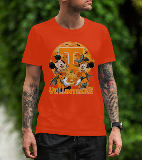 Tennessee Volunteers Mickey And Minnie Halloween Pumpkin T-Shirt