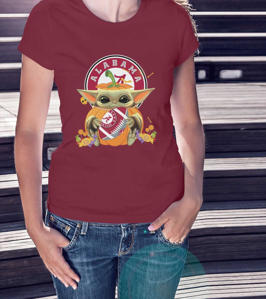 Halloween Pumpkin Baby Yoda Hug Alabama Crimson Tide Football T-Shirt