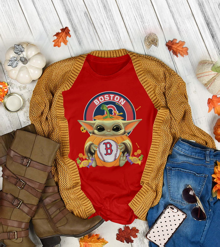 Boston Red Sox Halloween Baby Yoda Pumpkin Hug T-Shirt