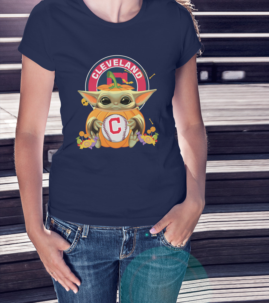 Halloween Pumpkin Baby Yoda Hug Cleveland Baseball Team T-Shirt