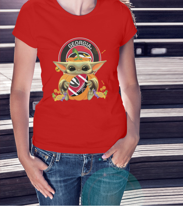 Halloween Pumpkin Baby Yoda Georgia Bulldogs Hug T-Shirt