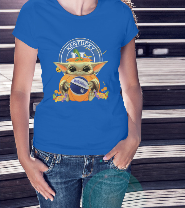Halloween Pumpkin Baby Yoda Hug Kentucky Wildcats Basketball T-Shirt