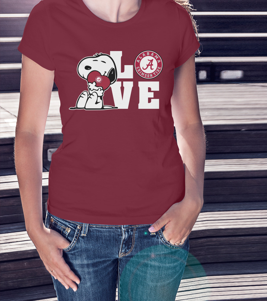 Snoopy Love Alabama Crimson Tide Football T-Shirt