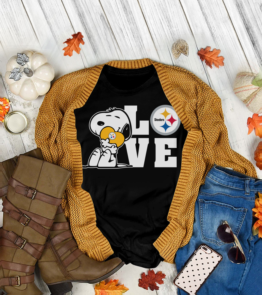 Snoopy Love Pittsburgh Steelers Football Fans T-Shirt