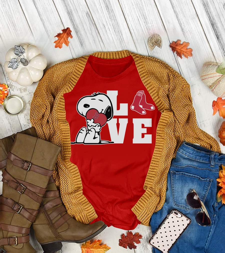 Snoopy Love Boston Red Sox Heart Peanuts Baseball Fan T-Shirt