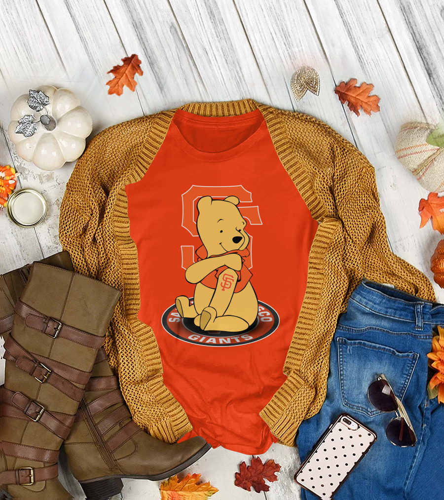 San Francisco Giants Winnie the Pooh Sitting with SF T-Shirt