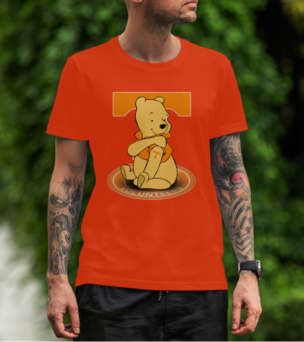 Tennessee Volunteers Winnie The Pooh Sitting With Orange T-Shirt And Big T T-Shirt