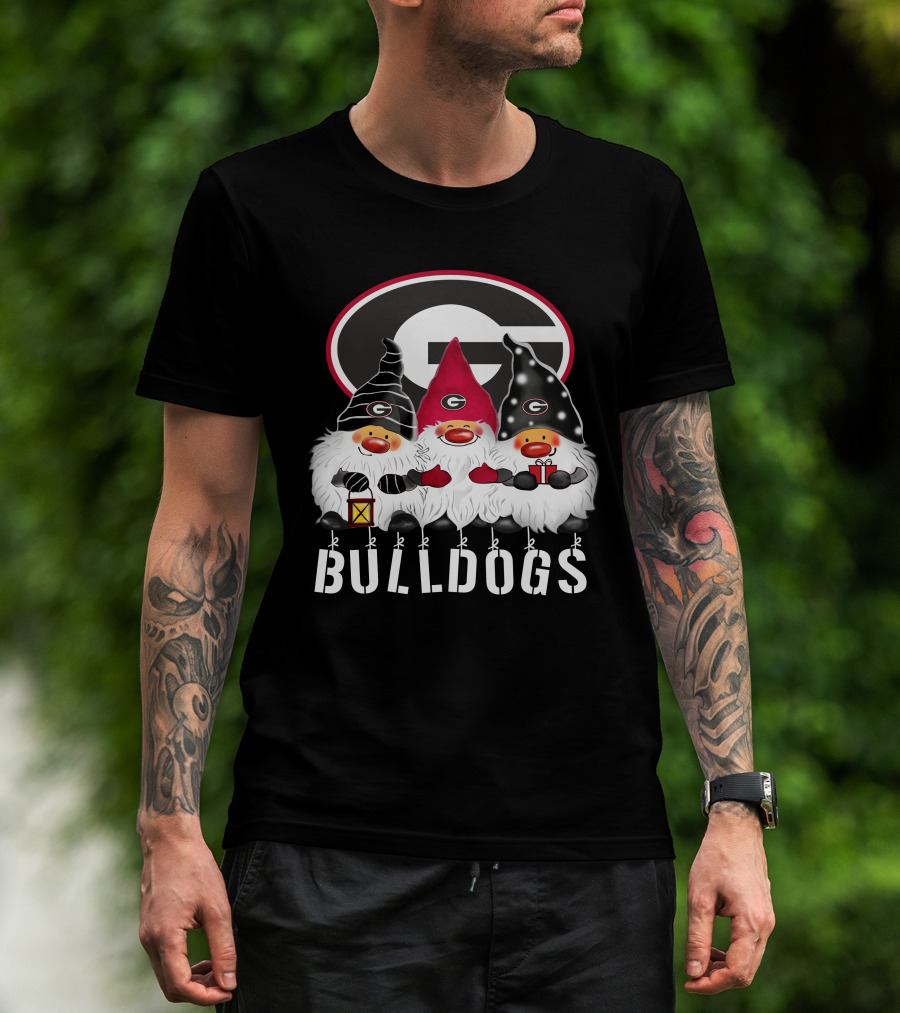 Georgia Bulldogs Merry Christmas Happy Holidays Gnomes T-Shirt