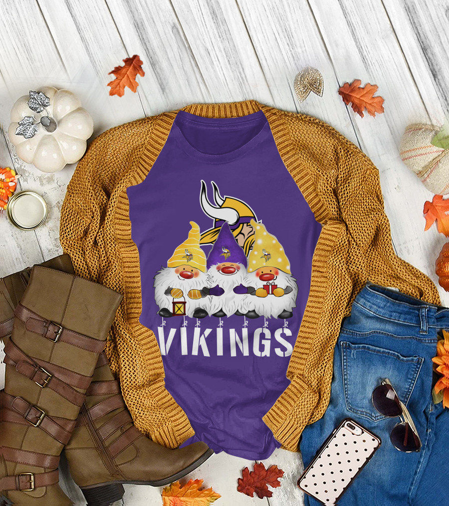 Minnesota Vikings Merry Christmas Happy Holidays Gnomes T-Shirt