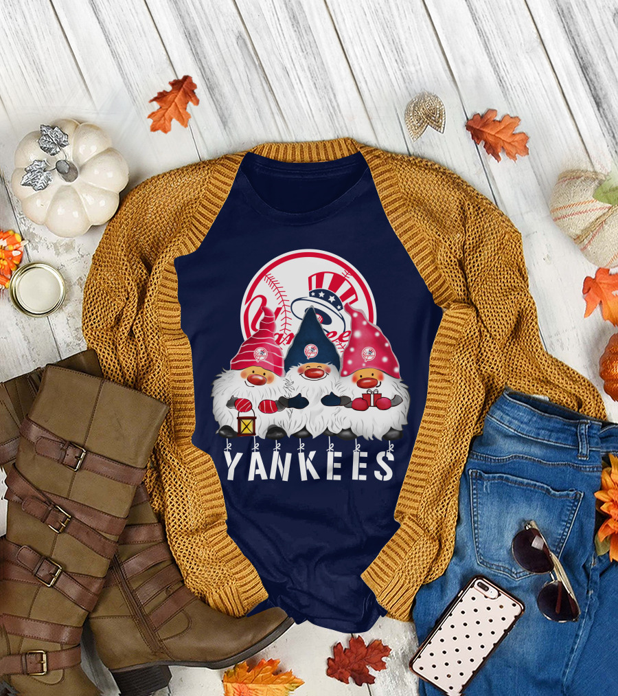 Yankees Merry Christmas Happy Holidays New York Yankees T-Shirt