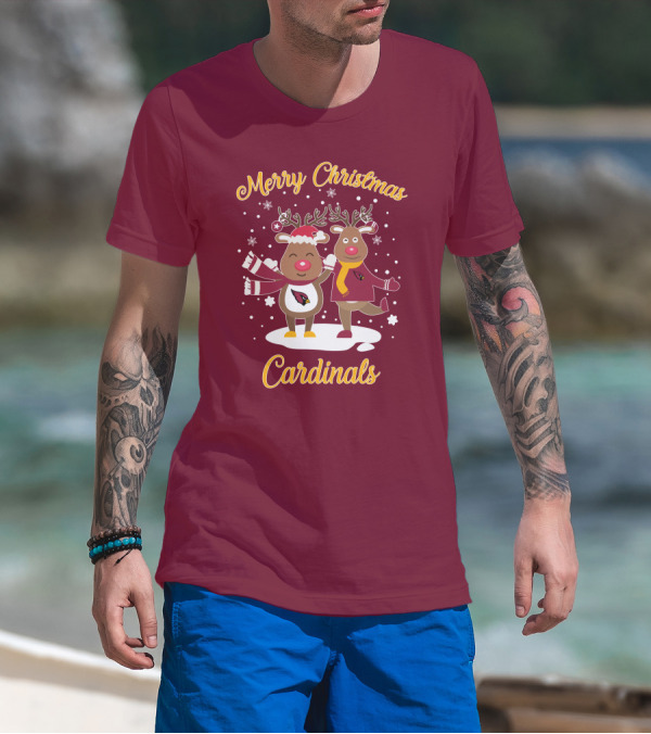 Merry Christmas Cardinals Reindeer Funny Christmas T-Shirt