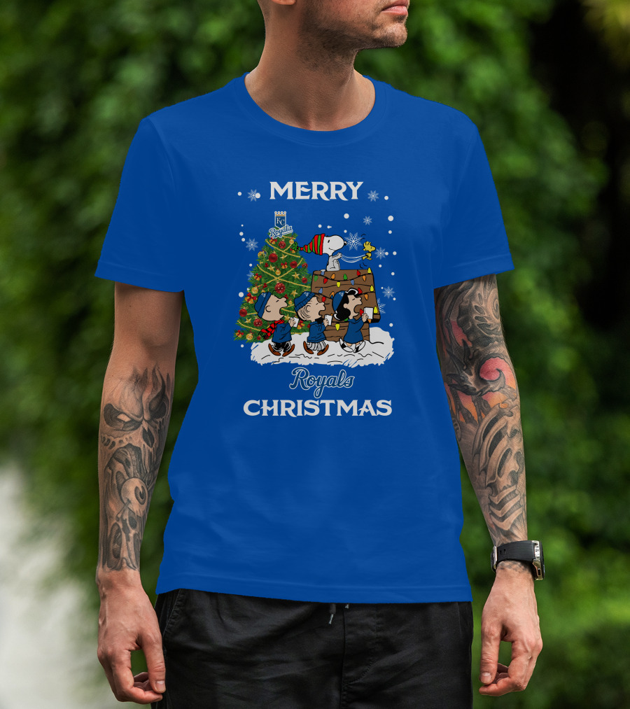 Kansas City Royals Merry Christmas Tree With Snoopy And Peanuts Characters T-Shirt