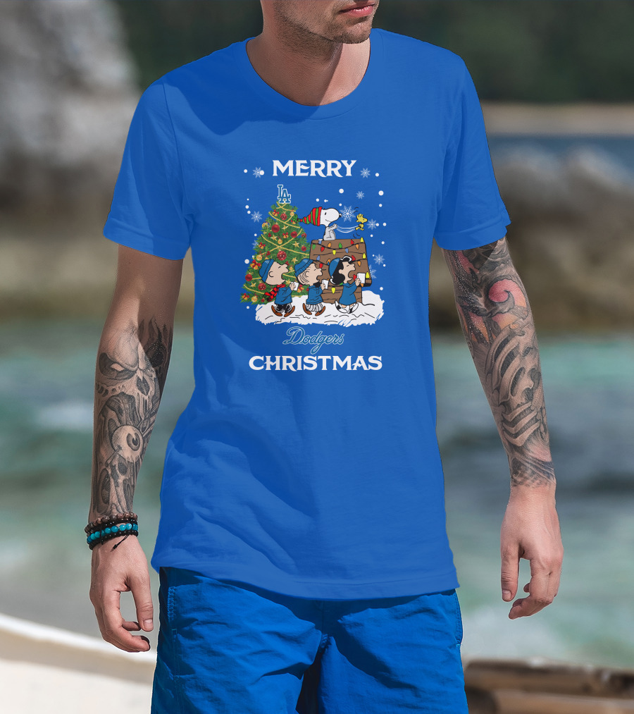 Merry Dodgers Christmas Peanuts Los Angeles Tree T-Shirt