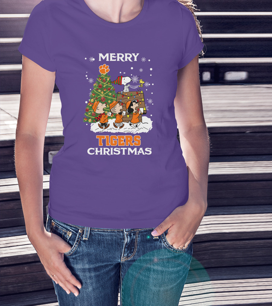 Merry Tigers Christmas Clemson The Peanut Christmas Tree T-Shirt