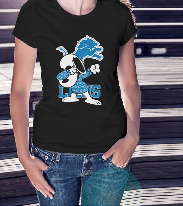 Detroit Lions Snoopy Dabbing Lions Football T-Shirt