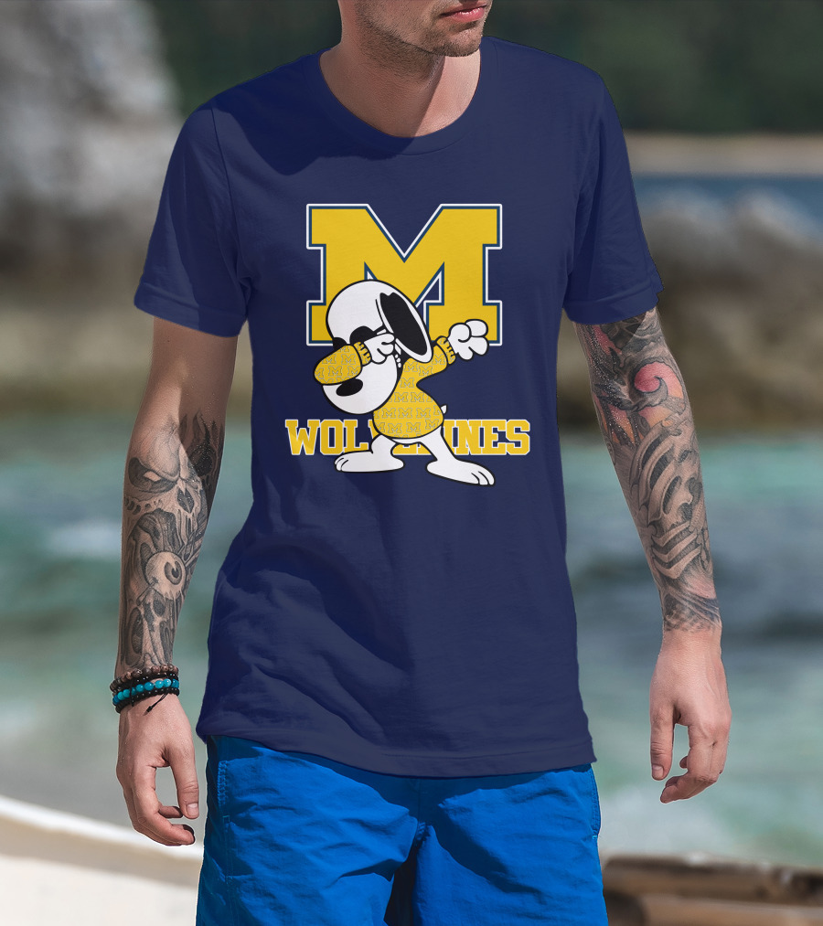 Michigan Wolverines Snoopy Dab With Block M T-Shirt