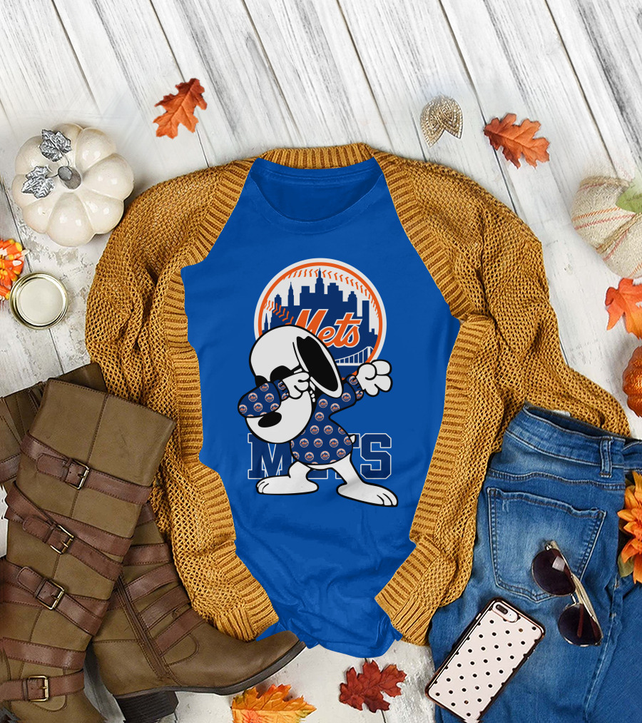 New York Mets Snoopy Dabbing Mets Logo Skyline T-Shirt