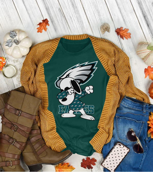 Philadelphia Eagles Snoopy Dabbing Mascot T-Shirt