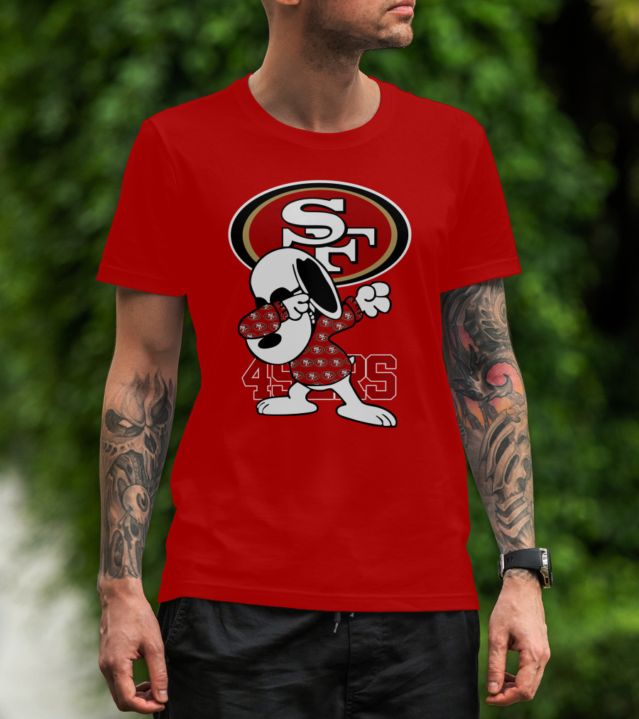 San Francisco 49ers Snoopy Dabbing SF T-Shirt