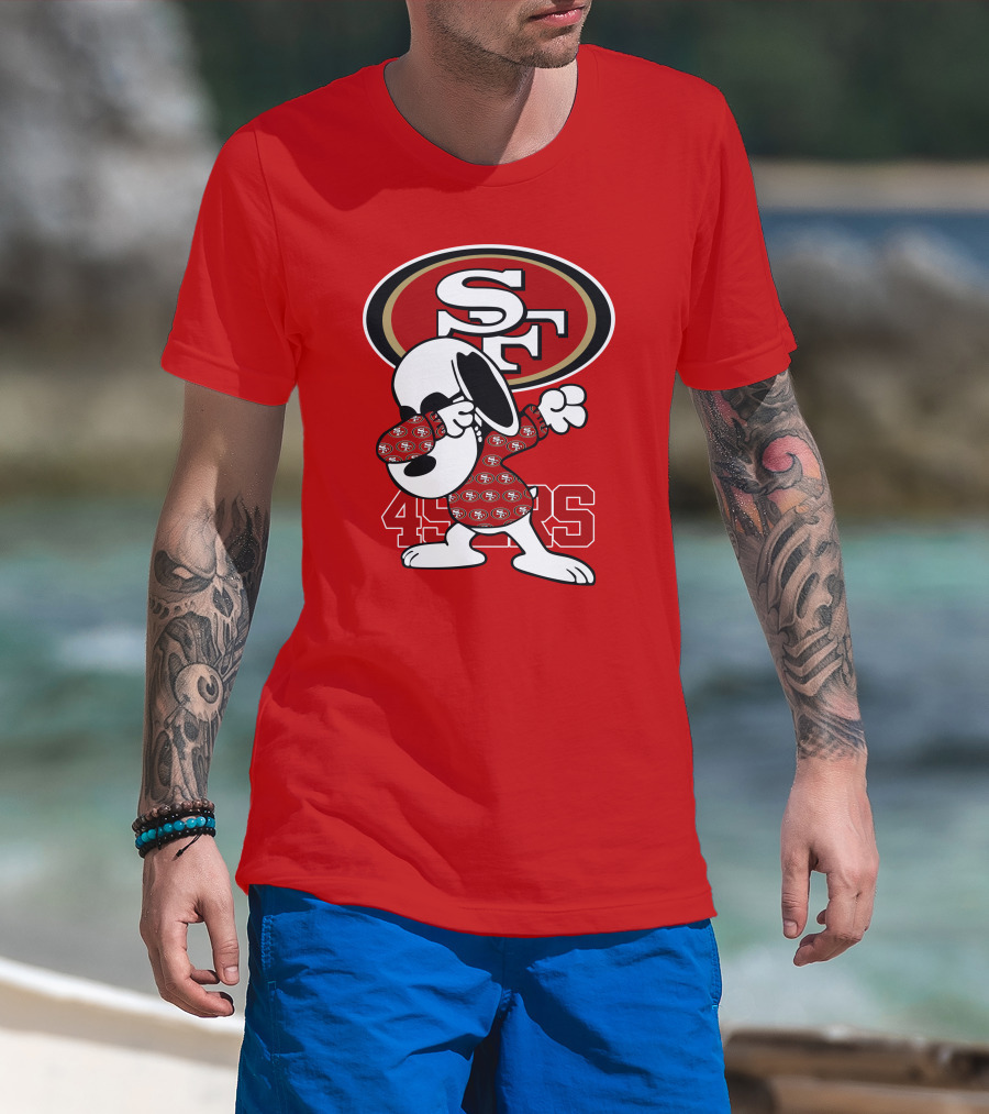 San Francisco 49ers Snoopy Dabbing SF T-Shirt
