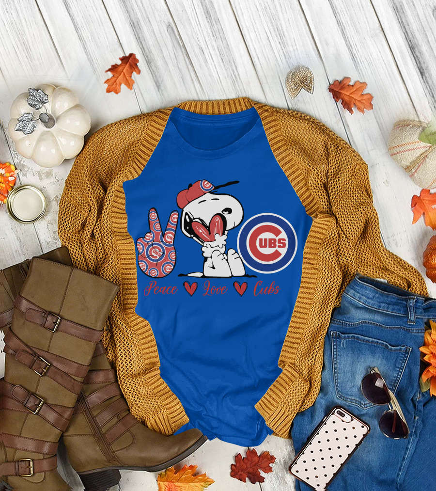 Peace Love Cubs Snoopy Chicago Cubs Baseball T-Shirt