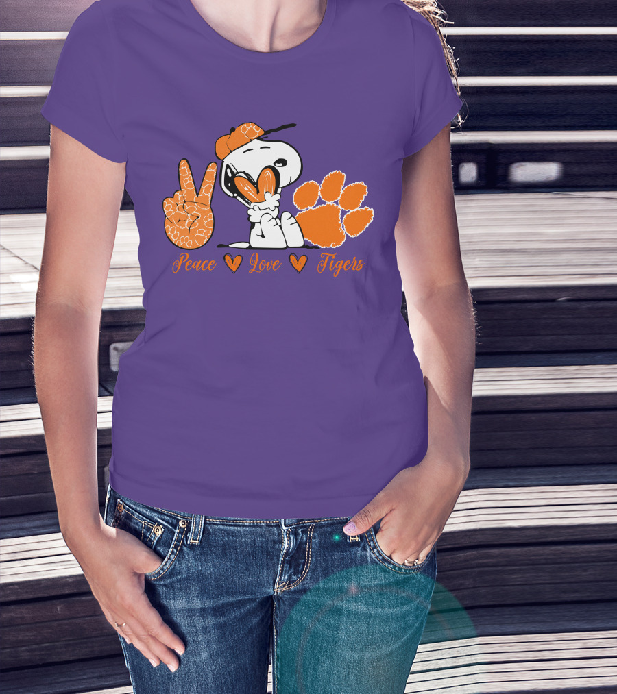 Peace Love Clemson Tigers Snoopy With Paw Print And Heart Icons T-Shirt
