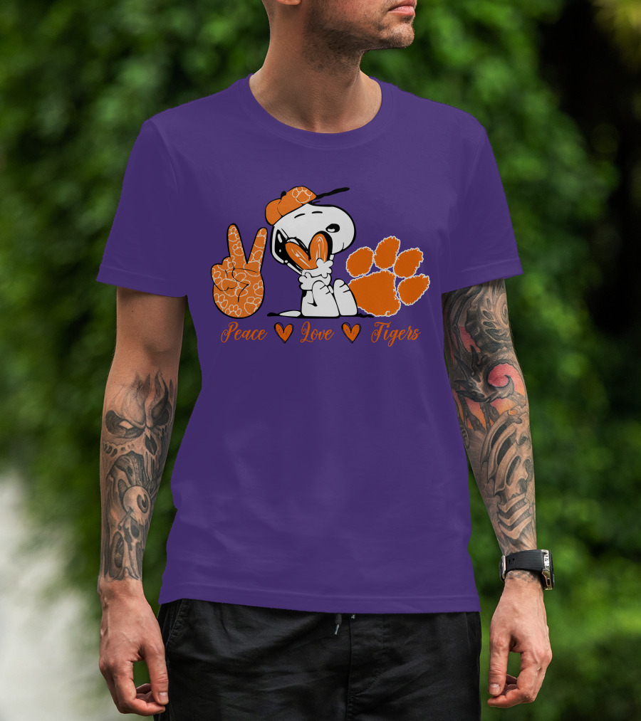 Peace Love Clemson Tigers Snoopy With Paw Print And Heart Icons T-Shirt