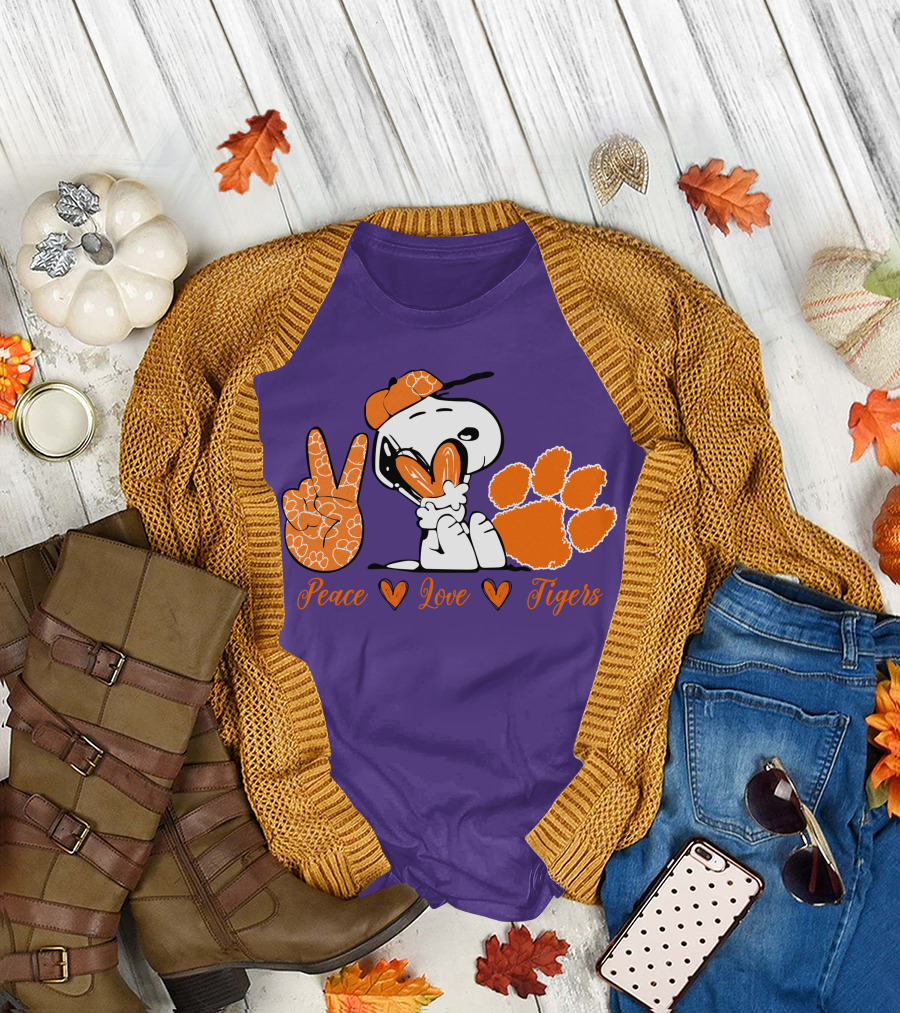 Peace Love Clemson Tigers Snoopy With Paw Print And Heart Icons T-Shirt