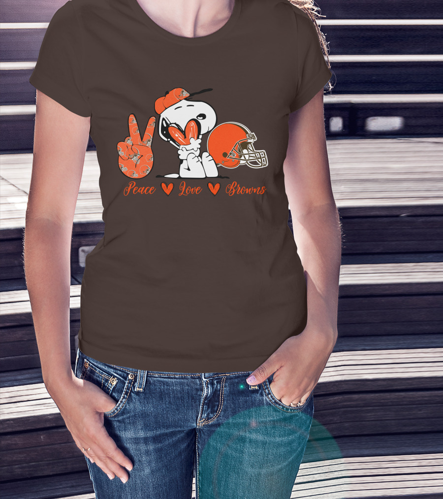 Peace Love Browns Snoopy Cleveland Browns Helmet T-Shirt