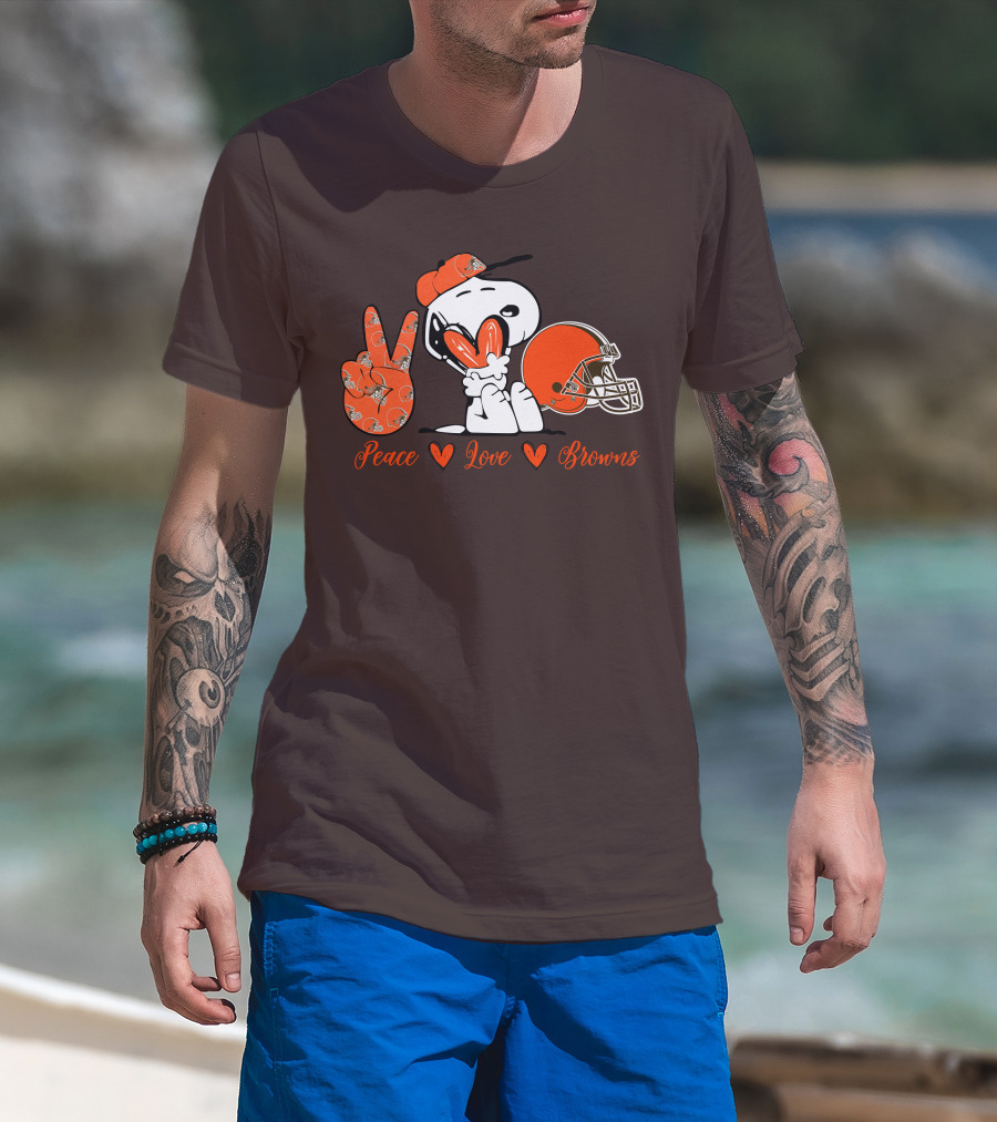 Peace Love Browns Snoopy Cleveland Browns Helmet T-Shirt