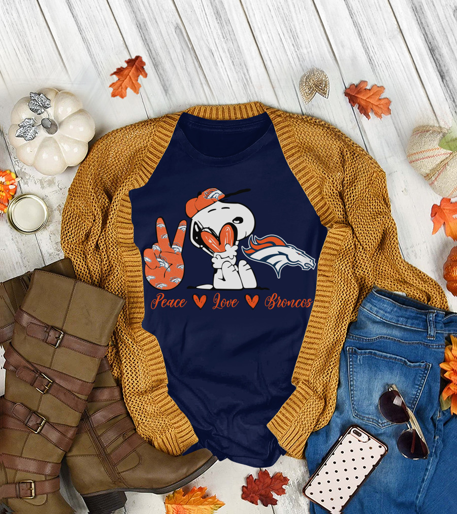 Peace Love Denver Broncos Snoopy Embrace T-Shirt