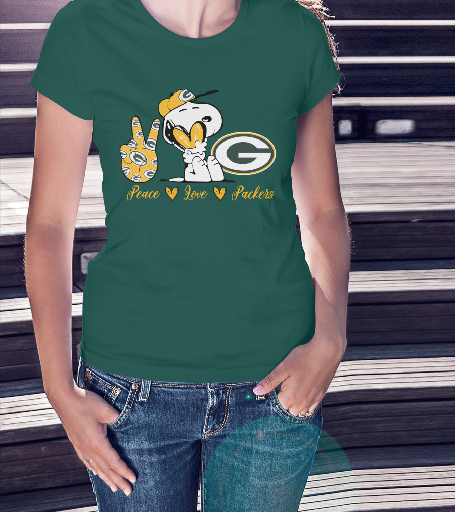Peace Love Packers Snoopy Green Bay Packers T-Shirt