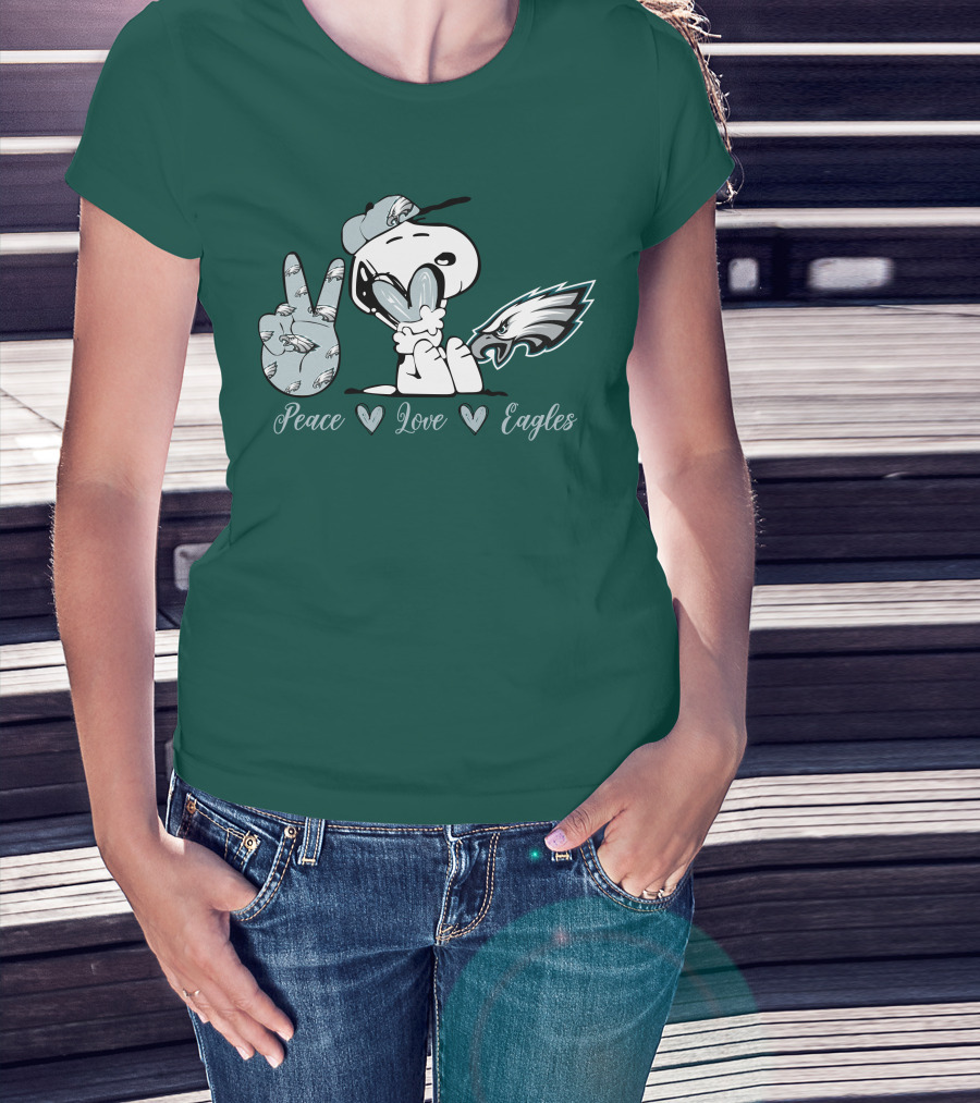 Peace Love Snoopy Philadelphia Eagles T-Shirt