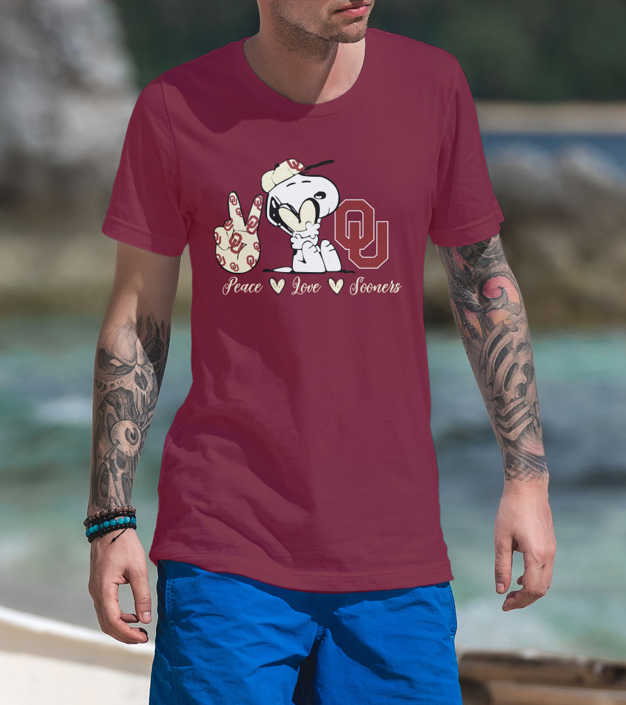 Peace Love Oklahoma Sooners Snoopy Ou T-Shirt