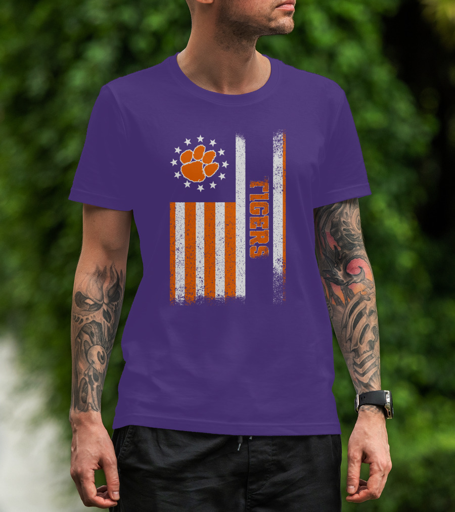 Clemson Tigers American Flag Paw Print T-Shirt