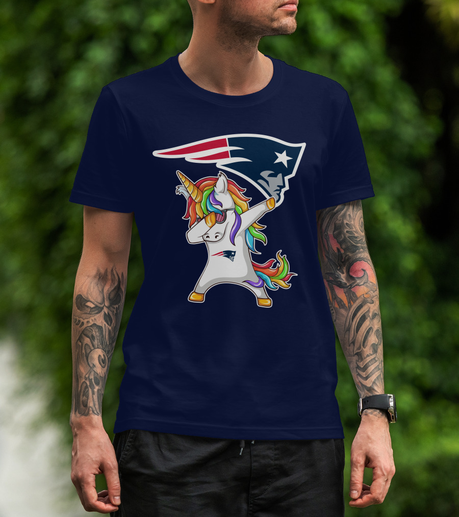 New England Patriots Unicorn Dabbing Rainbow Mane NFL T-Shirt