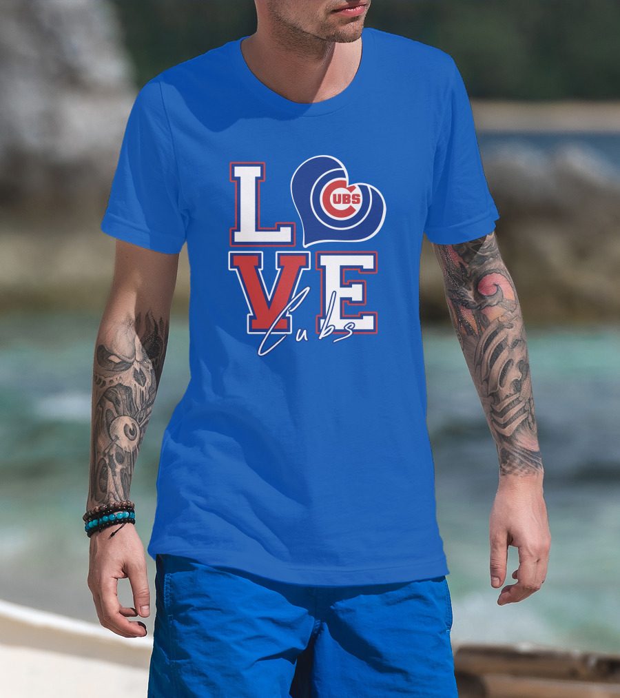 LOVE Cubs Heart Chicago Cubs T-Shirt