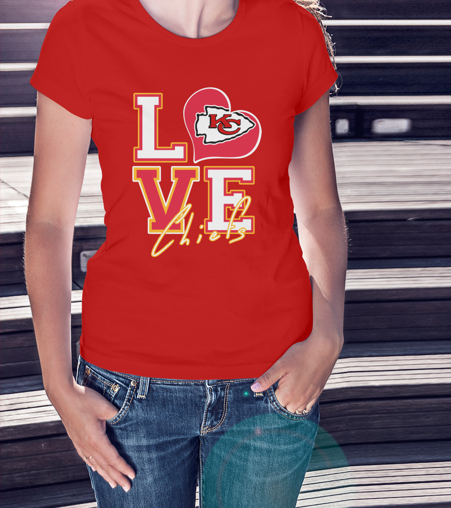 LOVE Chiefs KC Arrowhead Heart T-Shirt