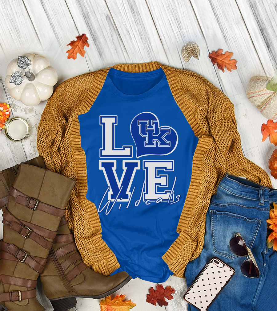 LOVE Kentucky Wildcats UK Heart Wildcats T-Shirt
