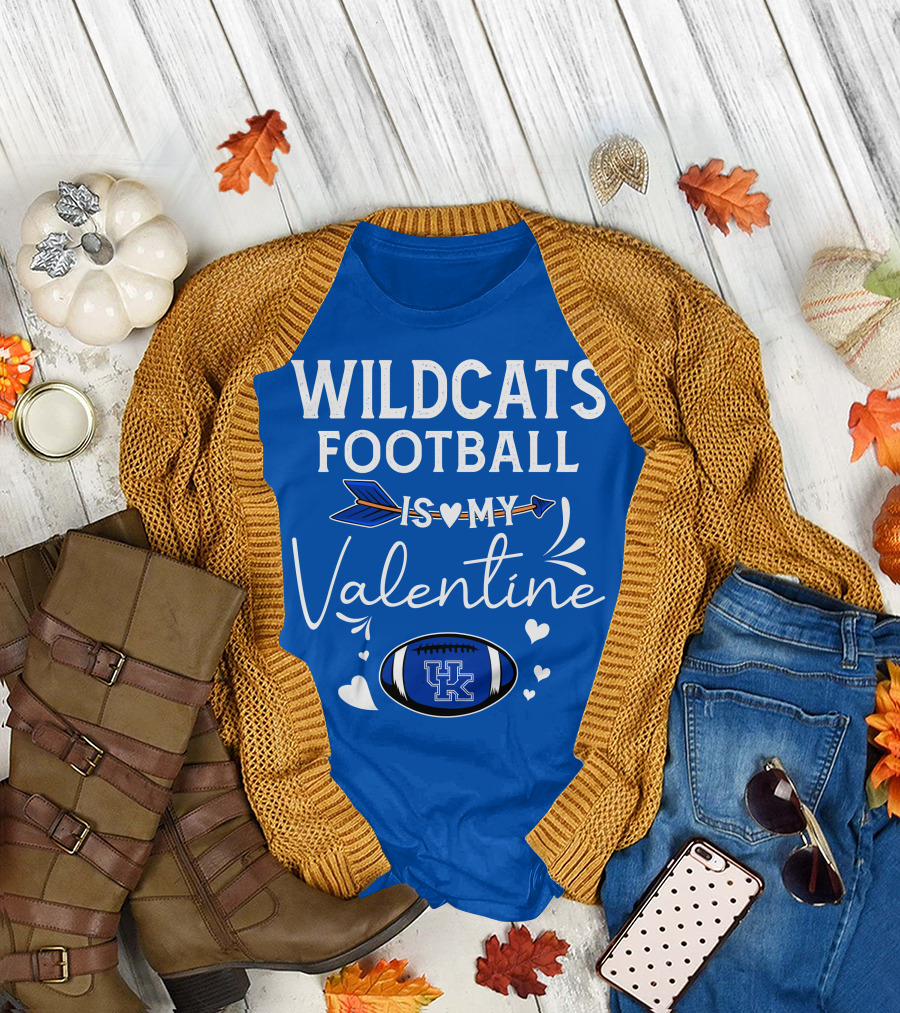 Wildcats Football Is My Valentine UK Football Heart Arrow T-Shirt