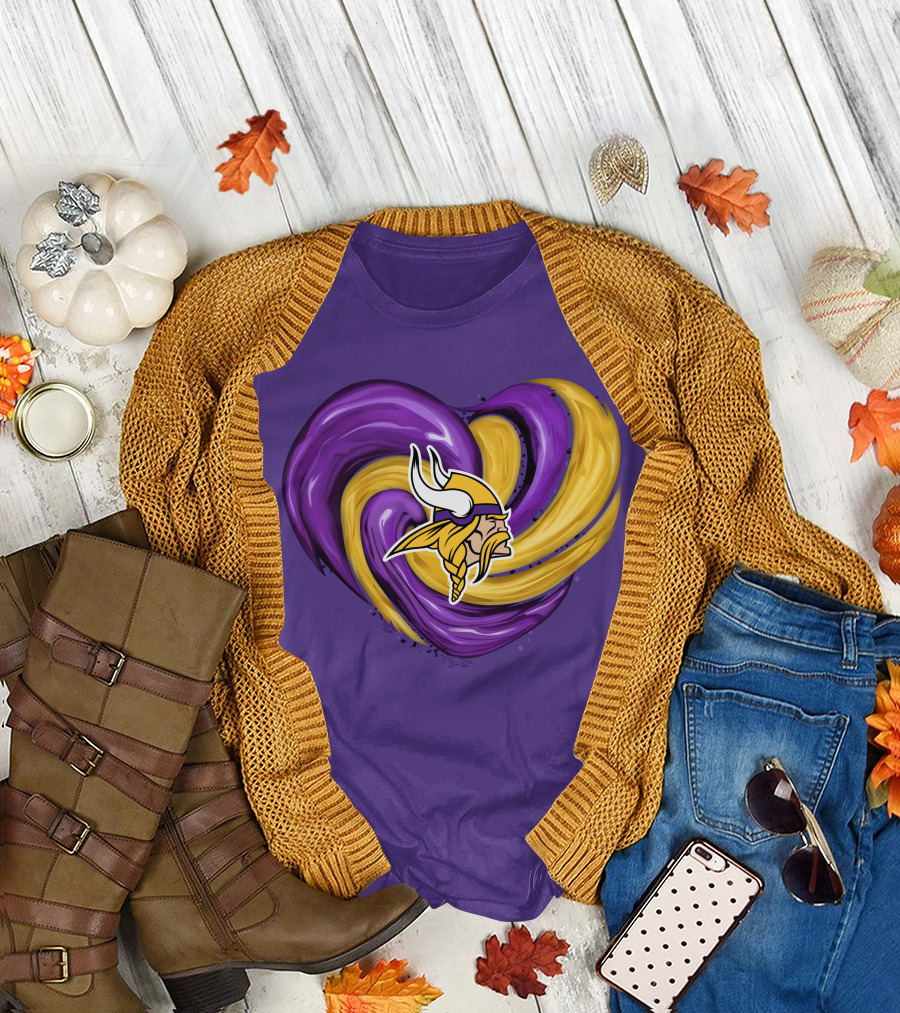 Minnesota Vikings Heart Swirl Viking Helmet T-Shirt