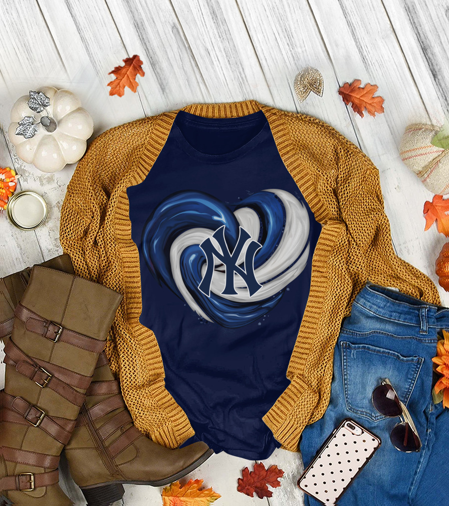 New York Yankees Heart Logo in Blue and White Swirl T-Shirt