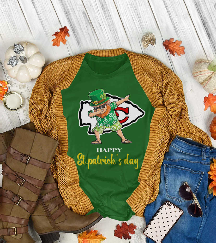 Happy St. Patrick's Day Kansas City Chiefs Dabbing Leprechaun T-Shirt