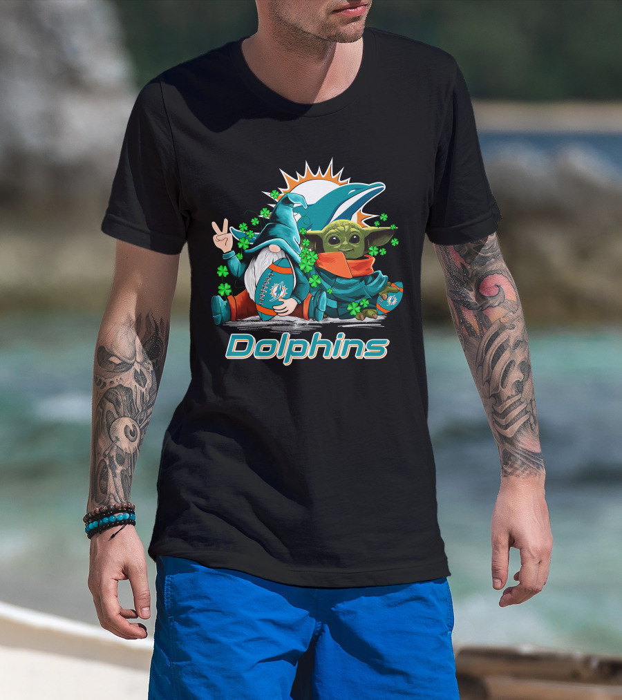 Miami Dolphins Leprechauns Gnomes Baby Yoda Hug T-Shirt