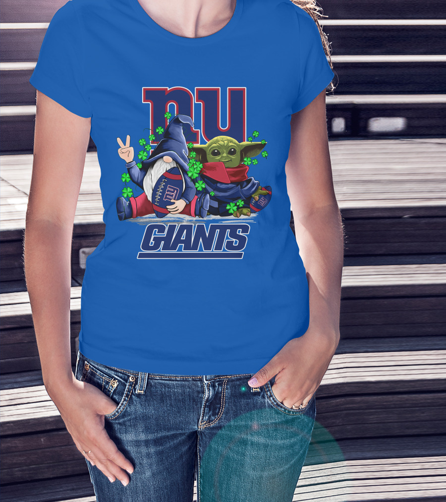New York Giants Leprechauns Gnomes Baby Yoda Football Clover T-Shirt