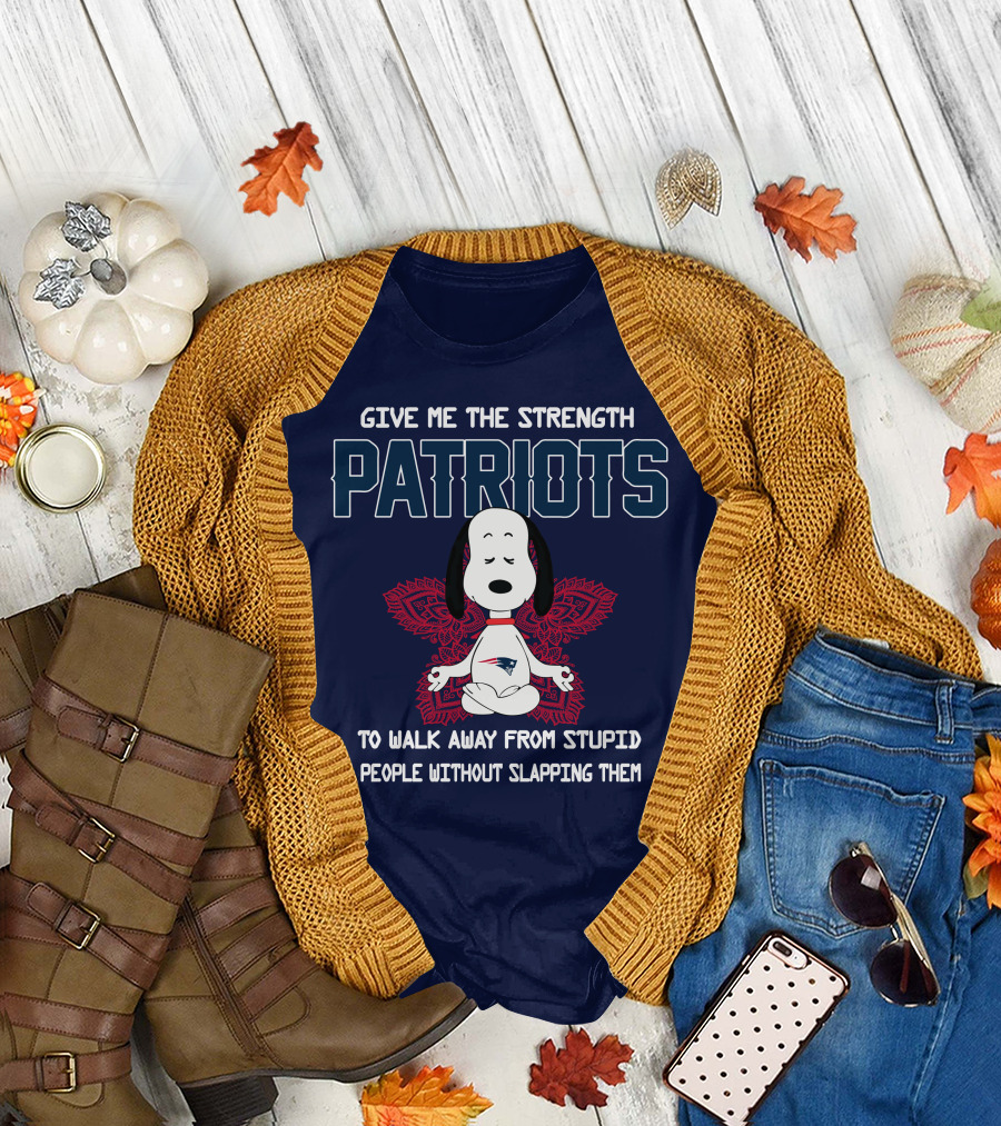 Give Me The Strength Patriots Snoopy To Walk Away From Stupid People T-Shirt