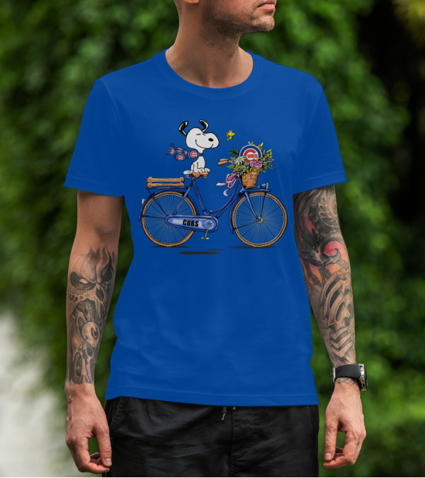 Chicago Cubs Snoopy On Bicycle With Flowers And Woodstock T-Shirt
