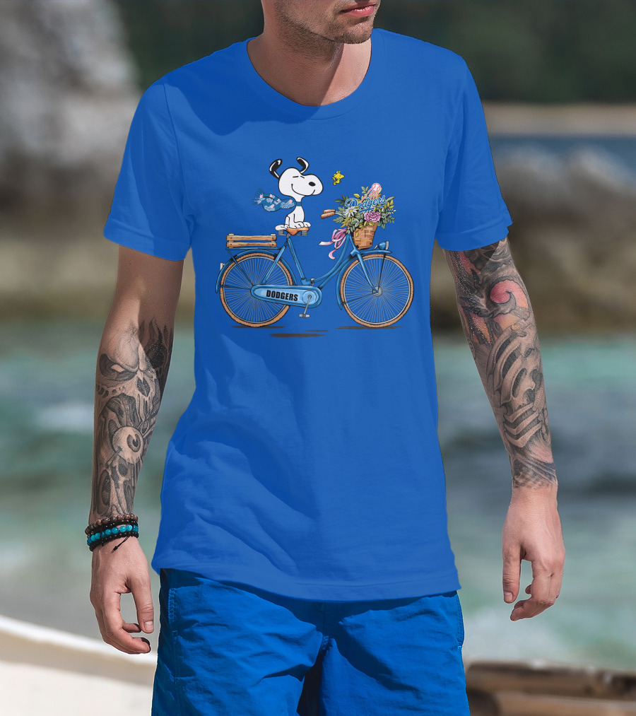 Los Angeles Dodgers Snoopy Riding Bicycle With Woodstock And Flowers T-Shirt