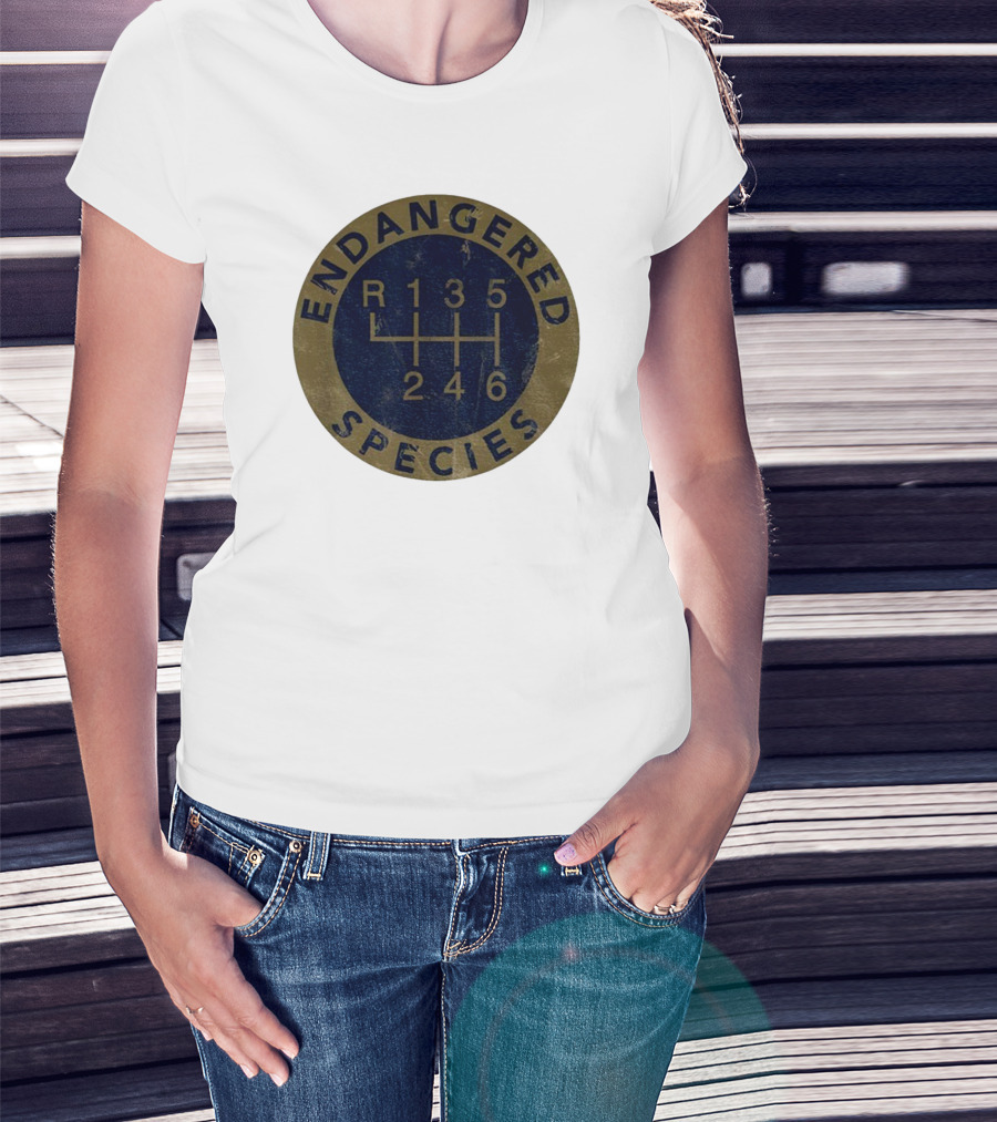 Endangered Species R 135246 Vintage Gear Shift Emblem T-Shirt
